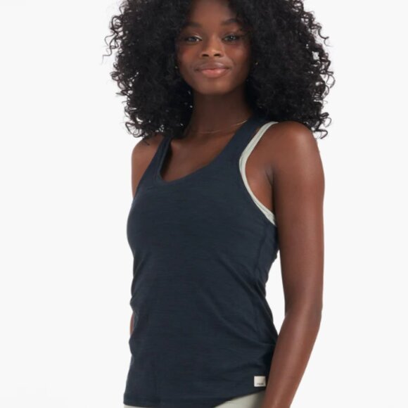 Vuori Lux Performance Tank Size S - Picture 1 of 7